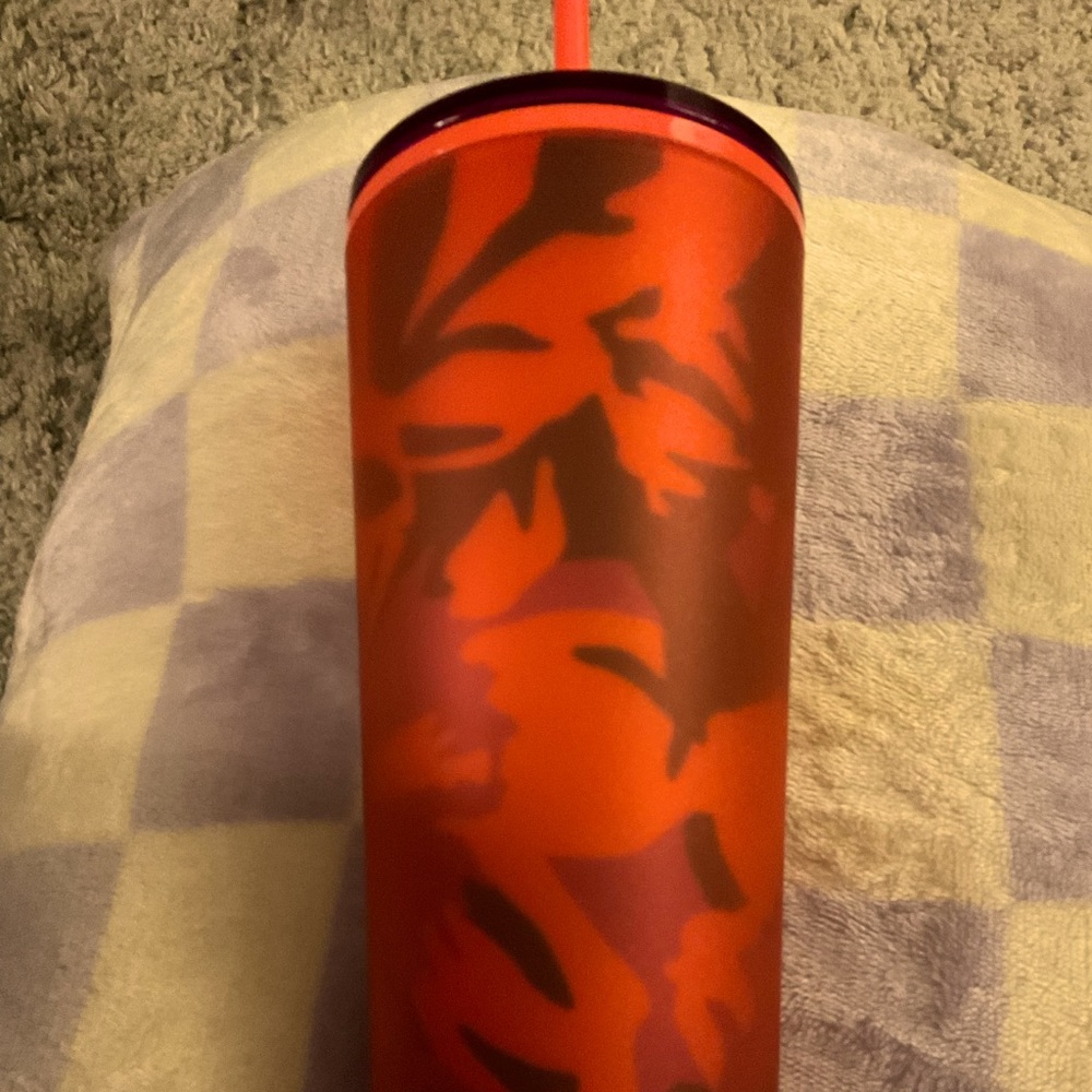 Flower camouflage Tumbler